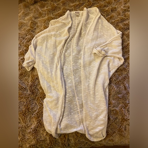 Oversized Mudd cream colored sweater - Picture 4 of 4